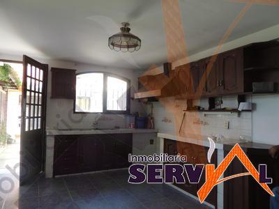 3-thumbnail-casa-en-venta-de-dos-dos-cuadras-de-la-avenida