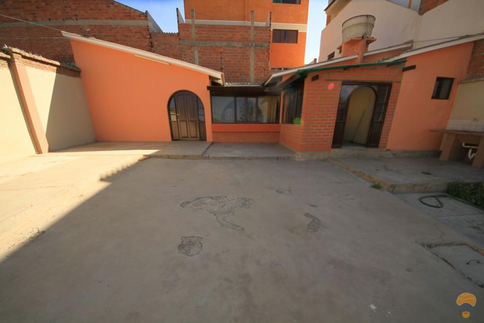 3-thumbnail-casa-independiente-de-en-planta-baja-en-anticretico