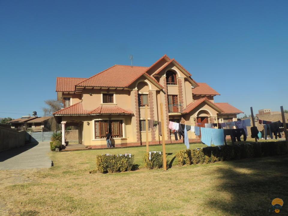 9-thumbnail-vendo-casa-sobre-4483-en-tiquipaya
