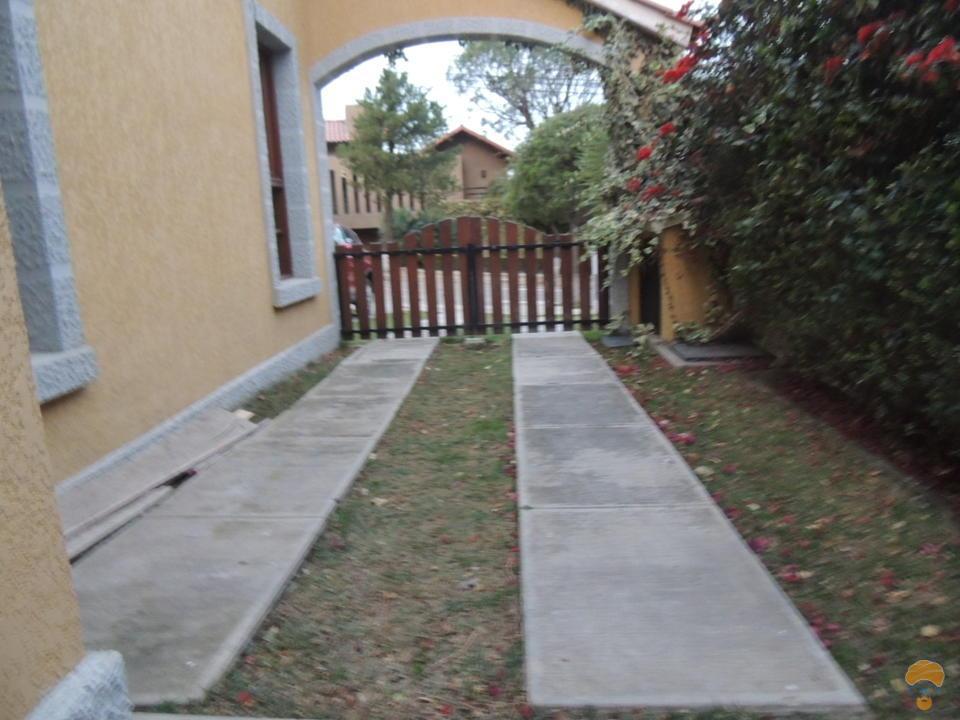 3-thumbnail-vendo-linda-casa-sobre-1000m-en-circunvalacion-oeste
