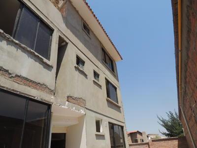vendo-casa-2-plantas-terraza-km-5-sacaba