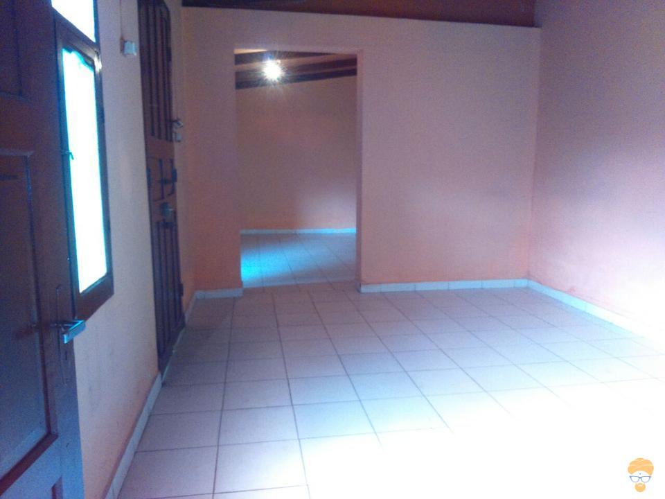 5-thumbnail-departamento-amplio-en-alquiler-zona-moreno