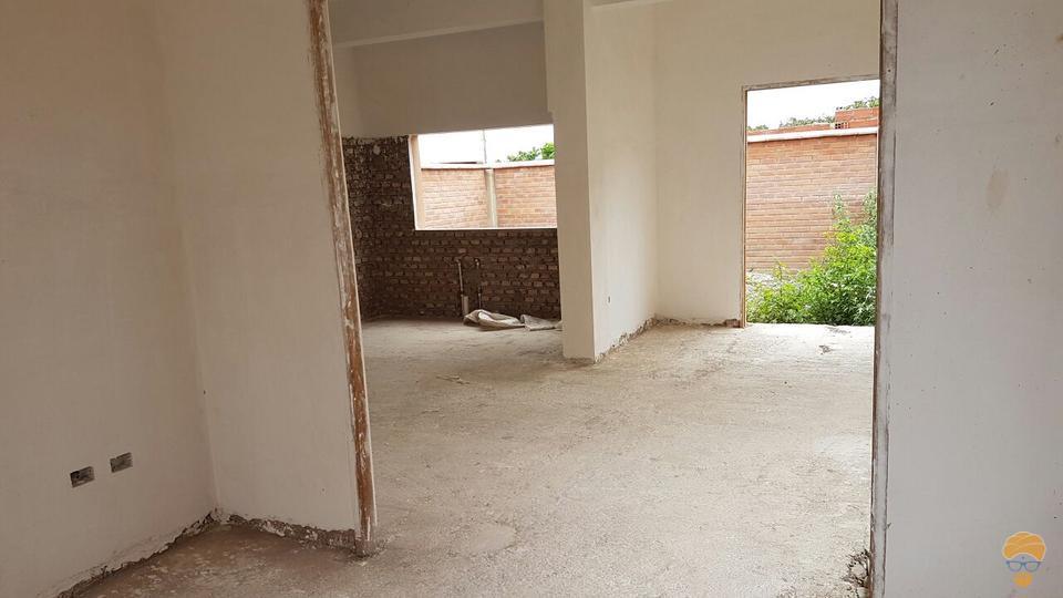 3-thumbnail-vendo-casa-de-tres-plantas-inmediaciones-chilimarca