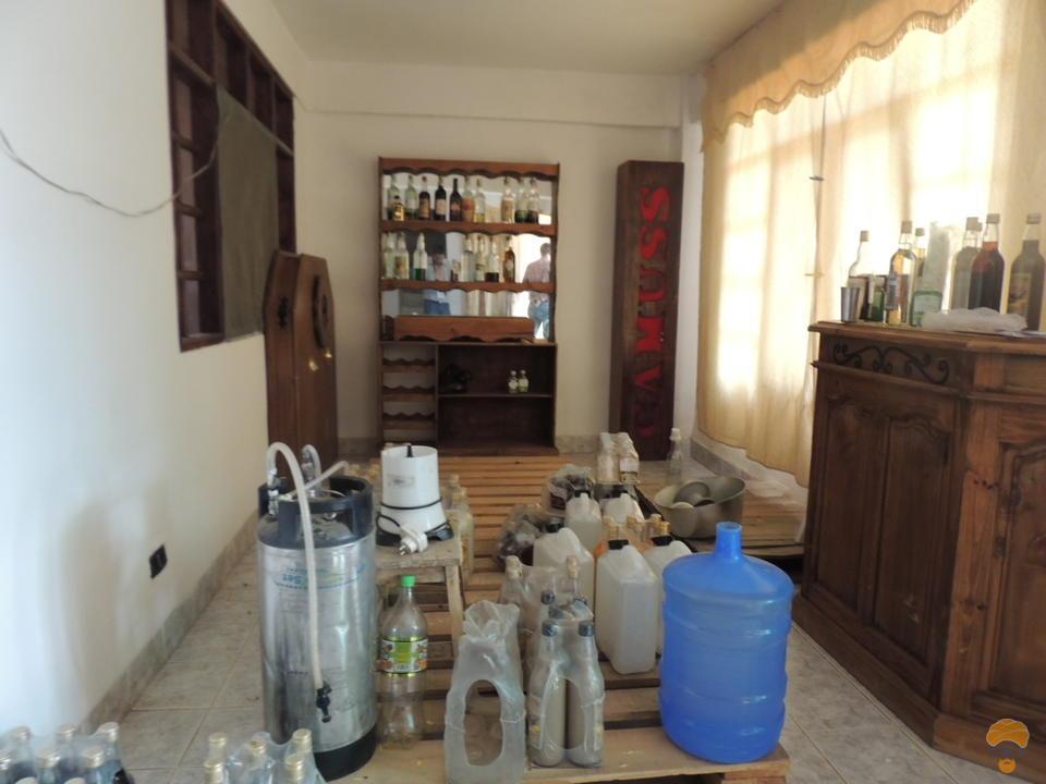 5-thumbnail-vendo-casa-de-dos-plantas-sobre-1002-m