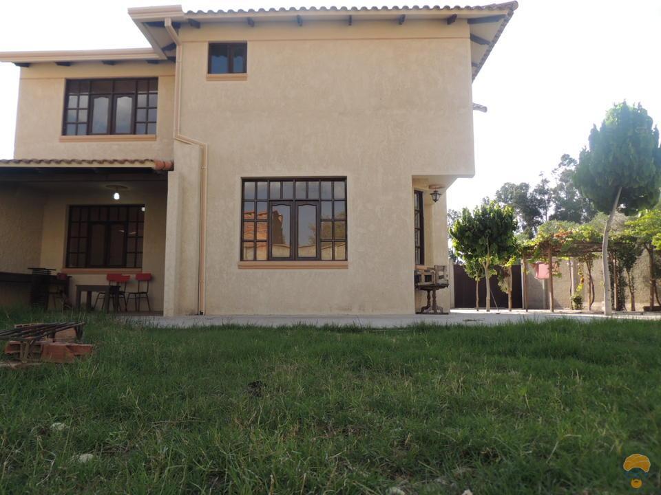6-thumbnail-vendo-casa-de-2-plantas-quintanilla