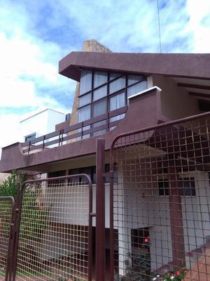hermosa-casa-de-dos-plantas-mirador
