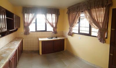 departamento-en-alquiler-inmediaciones-tadeo-haenke-peru