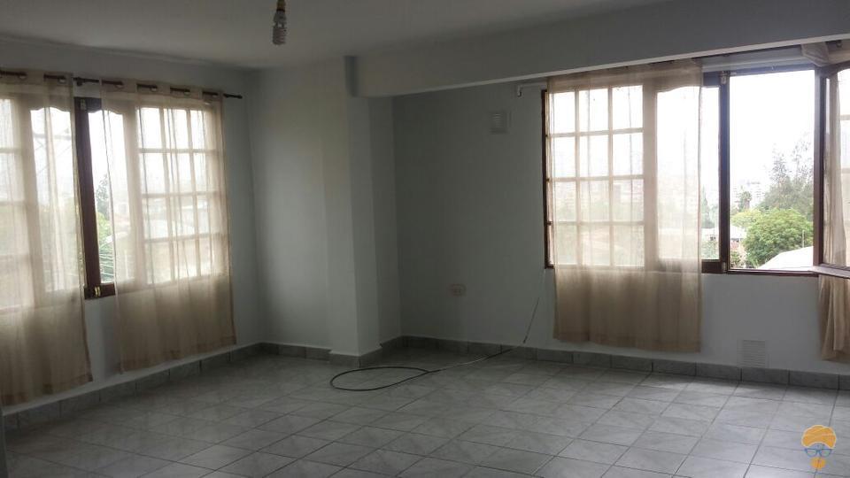 3-thumbnail-departamento-en-alquiler-zona-circunvalacion-oeste-inmediaciones-semapa
