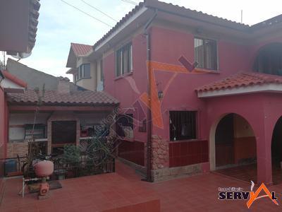 vendo-casa-de-2-plantas-entre-av-libertador