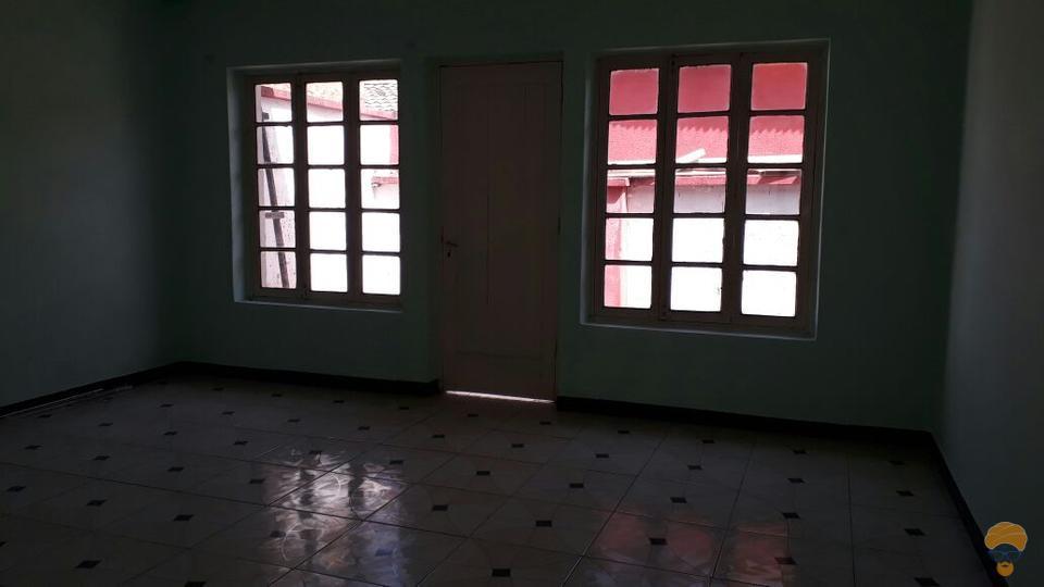 2-thumbnail-casa-independiente-en-alquiler-zona-las-cuadras