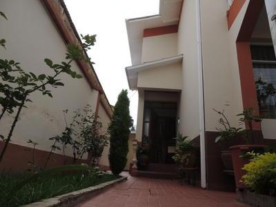 vendo-casa-de-2-plantas-av-simon-lopez