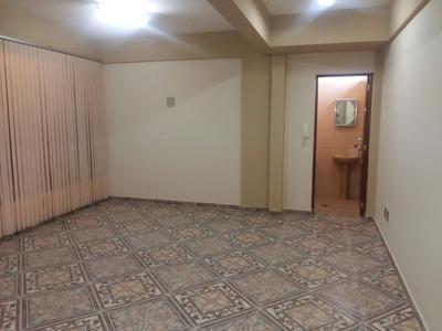 alquilo-oficina-inmediciones-avaniceto-padilla-av-potosi
