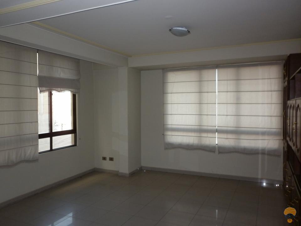 2-thumbnail-alquilo-departamento-semi-amoblado-proximo-av-ramon-rivero