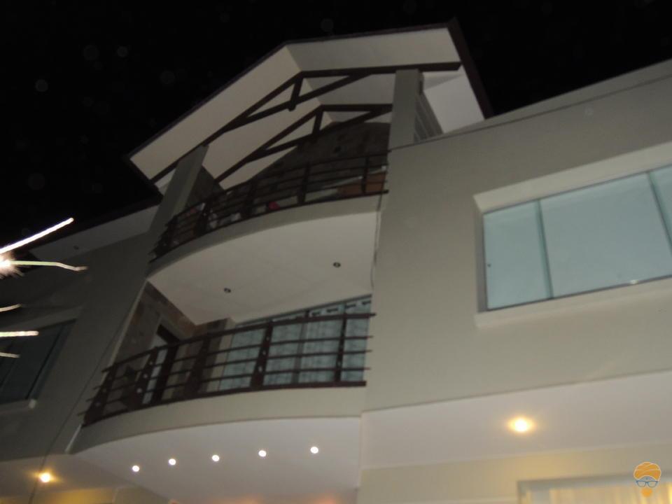 1-thumbnail-hermosa-casa-en-venta-de-construccion