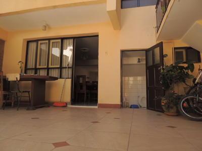 amplia-casa-en-venta-de-zona-las-cuadras