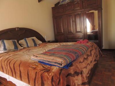 amplia-casa-en-venta-de-zona-las-cuadras