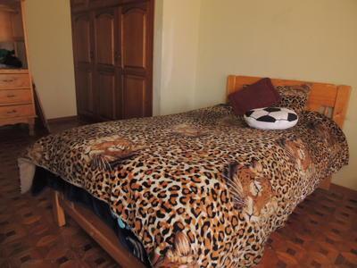 amplia-casa-en-venta-de-zona-las-cuadras