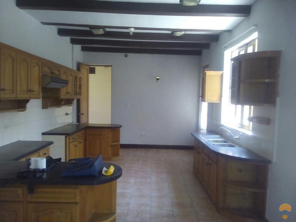 1-thumbnail-hermosa-casa-ideal-para-empresas-cala