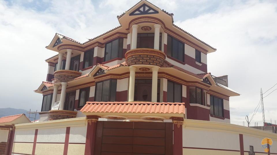 1-thumbnail-hermoso-chalet-de-tres-planta-upb