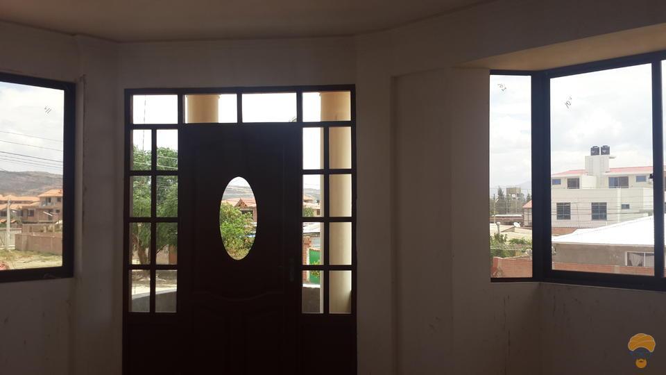 5-thumbnail-hermoso-chalet-de-tres-planta-upb