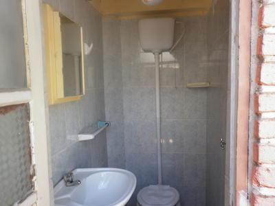 alquilo-casa-independiente-inmediaciones-av-de-la-rosa