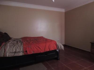 hermoso-chalet-de-tres-planta-col-senor-de-mayo