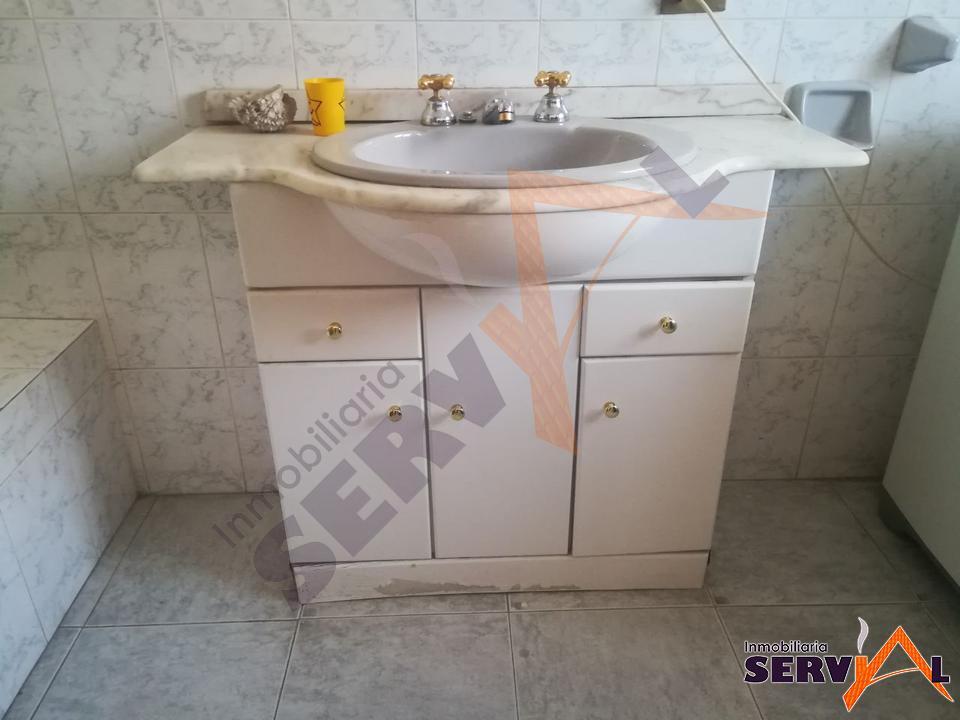 6-thumbnail-hermosa-amplia-casa-de-tres-tadeo-haenke-avbeijing