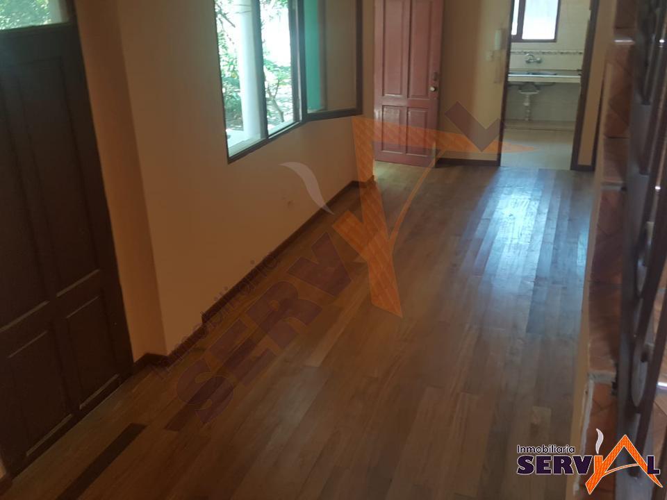 2-thumbnail-alquilo-casa-semi-independiente-inmediaciones-juan-de-la-rosa