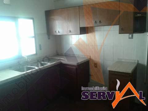 9-thumbnail-alquilo-casa-con-departamento-auxiliar-circunvalacion