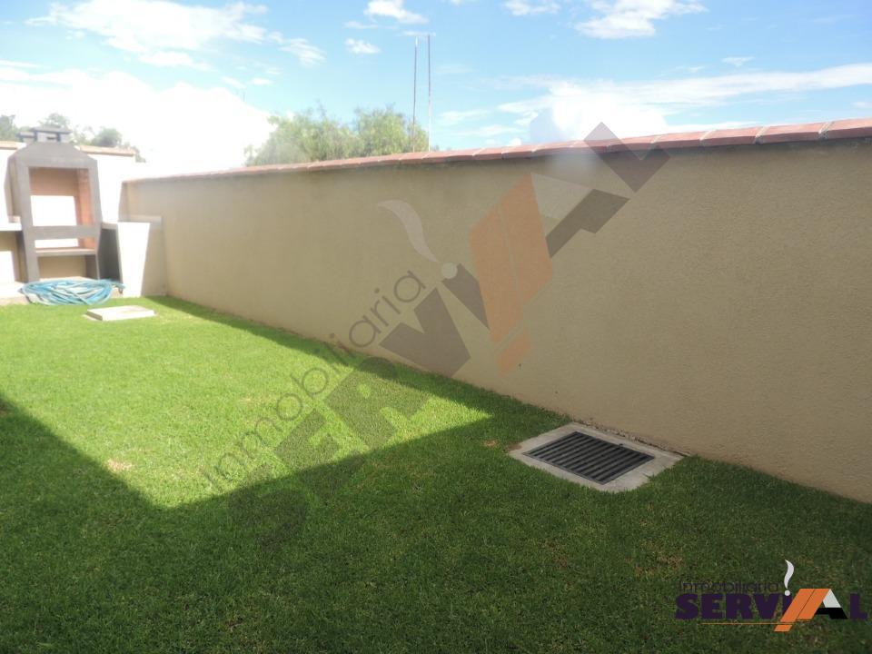 14-thumbnail-vendo-casa-de-dos-planta-inmediaciones-av-caracol