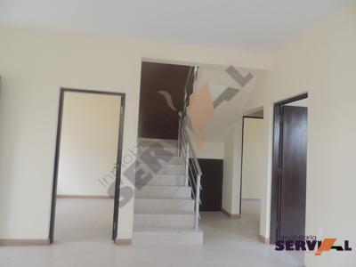 vendo-casa-de-dos-planta-inmediaciones-av-caracol