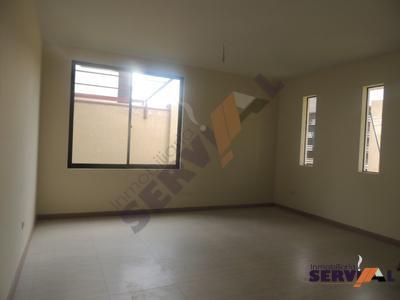 vendo-casa-de-dos-planta-inmediaciones-av-caracol