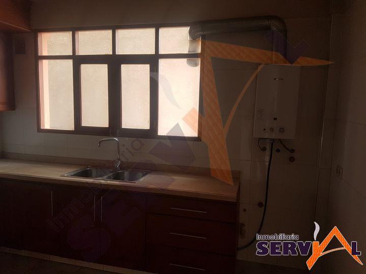 2-thumbnail-departamento-en-anticretico-inmediaciones-av-4