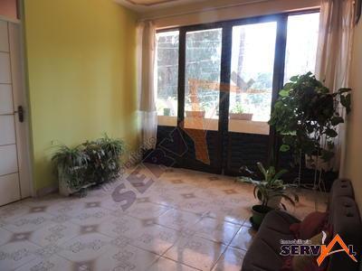 casa-en-venta-sobre-avenida-m2
