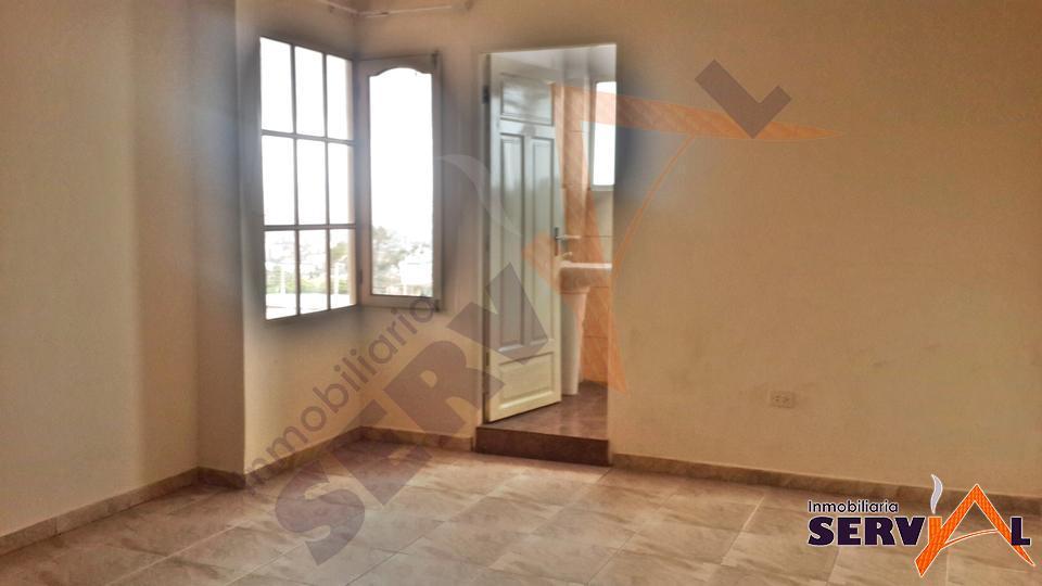 8-thumbnail-casa-en-venta-de-3-planta-segunda-circunvalacion