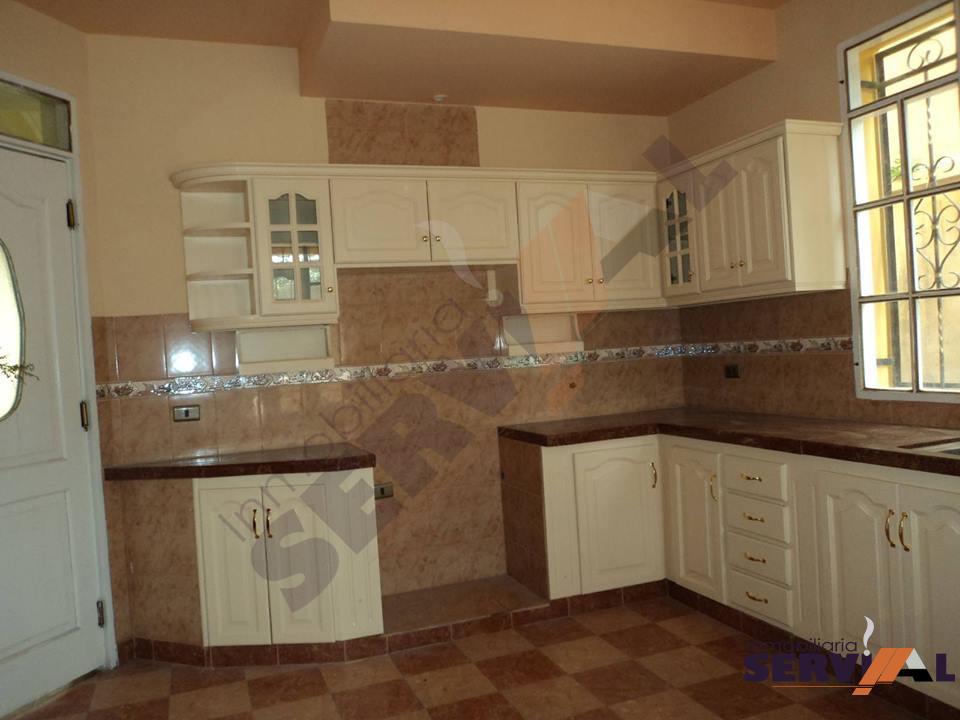 5-thumbnail-hermosa-casa-independiente-en-alquiler-ustariz-av-segunda