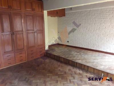 casa-de-2-plantas-galpon-tadeo-haenke-av-beijing