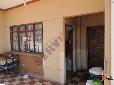 casa-de-2-plantas-independiente-proximo-al-bateon