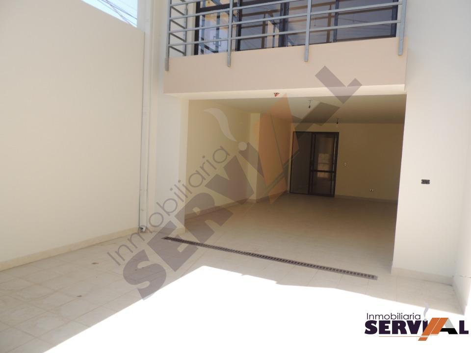 4-thumbnail-hermosa-casa-de-3-niveles-templo-mormon