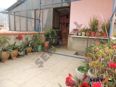 casa-de-3-plantas-en-hospital-montano