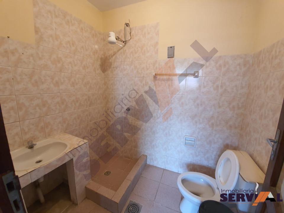 5-thumbnail-casa-de-2-pisos-semi-av-circunvalacion