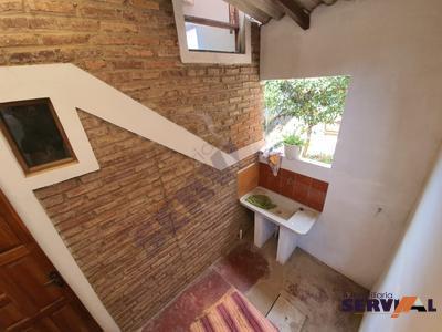 casa-de-2-pisos-semi-av-circunvalacion