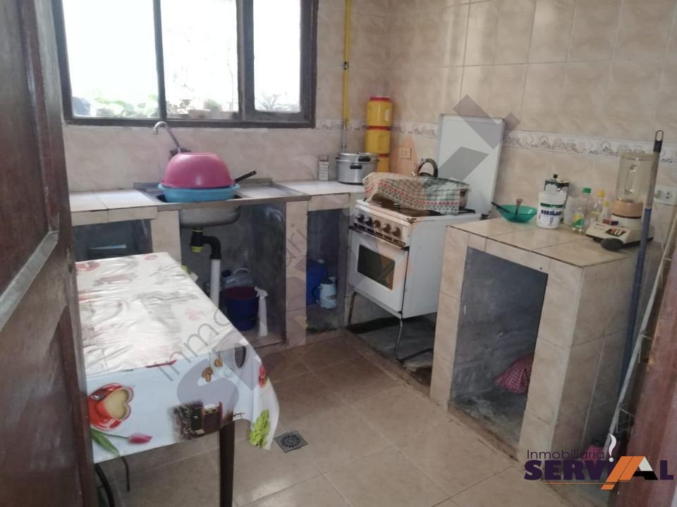 4-thumbnail-comoda-casa-en-anticretico-inmediaciones-av-dorbigny