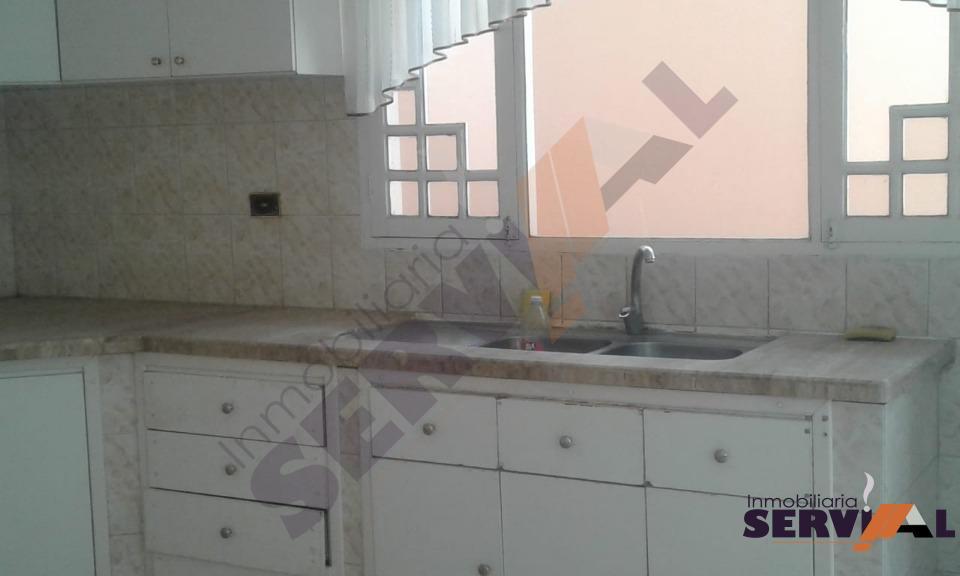 5-thumbnail-bonita-casa-de-2-plantas-proximo-av-circunvalacion