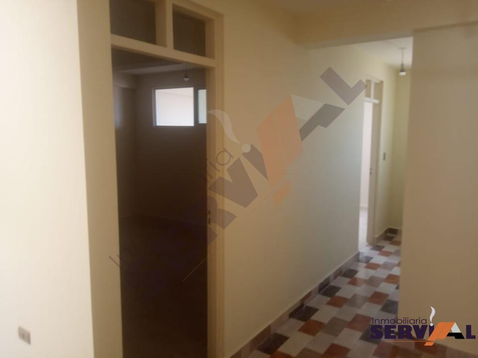 6-thumbnail-casa-en-anticretico-en-inmediaciones-2-1-2