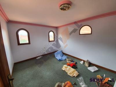 casa-independiente-de-dos-plantas-av-circunvalacion