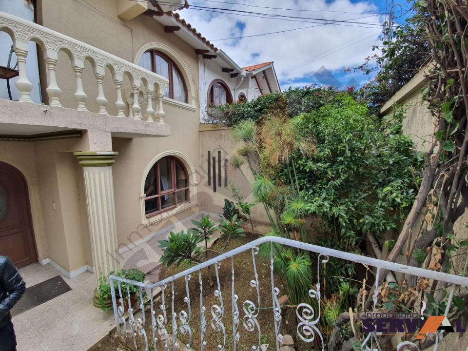 2-thumbnail-casa-independiente-de-dos-plantas-av-circunvalacion
