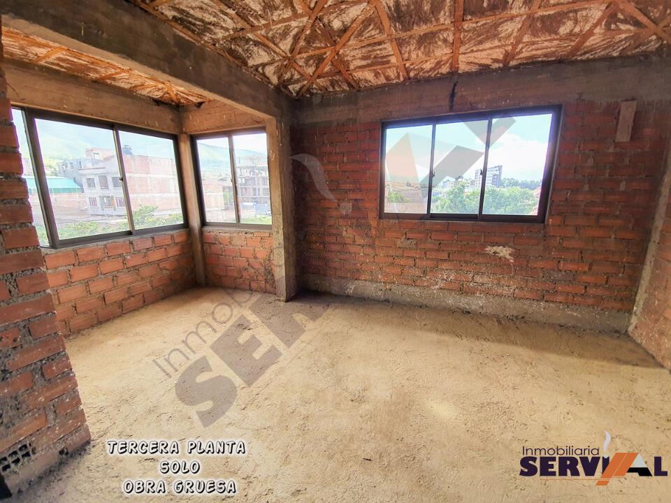 19-thumbnail-vendo-casa-3-niveles-sector-memorias