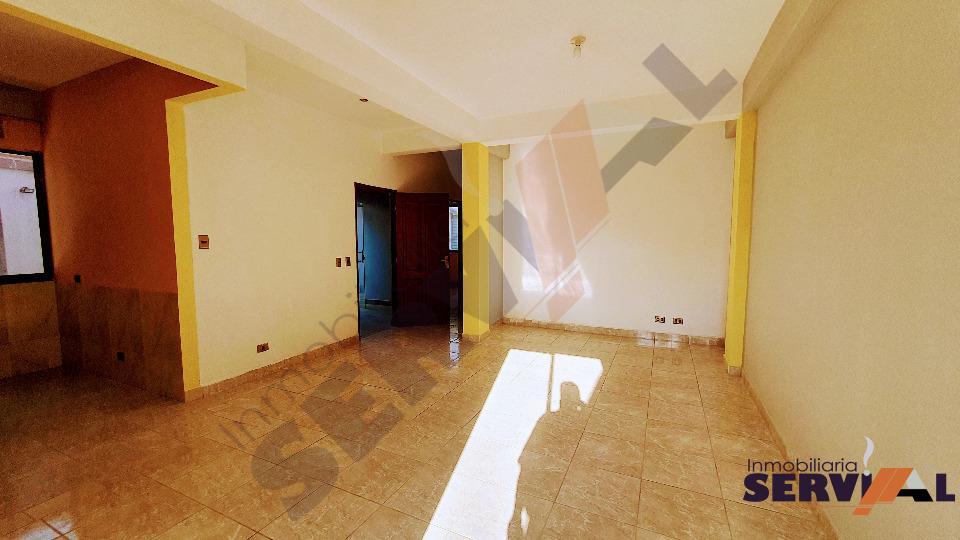 2-thumbnail-vendo-casa-con-2-departamentos-quintanilla