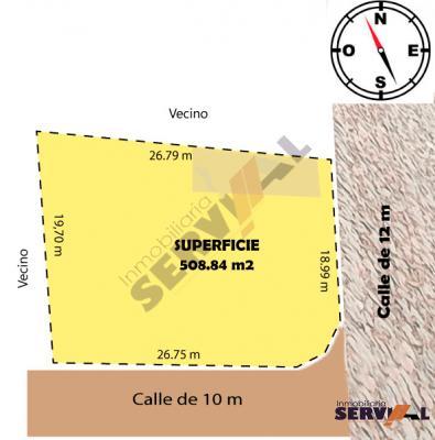 en-esquina-amplio-terreno-a-tiquipaya